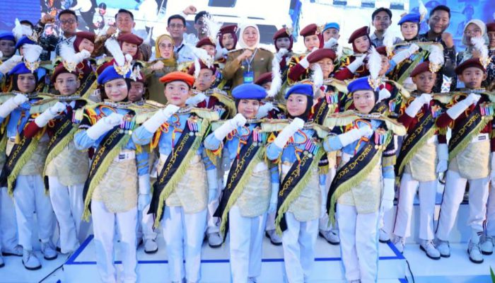 Jawa Timur Terdepan Program Sekolah Rakyat, Gubernur Khofifah Dampingi Presiden Prabowo di Banjarbaru