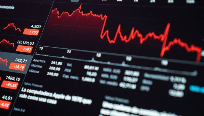 Saham Blue Chip Berguguran, Sektor Tambang dan Perbankan Tekan Pergerakan Pasar