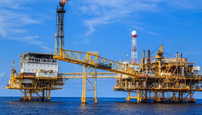 Harga Minyak Dunia Bergejolak, Tekanan Geopolitik Dorong Level Tinggi