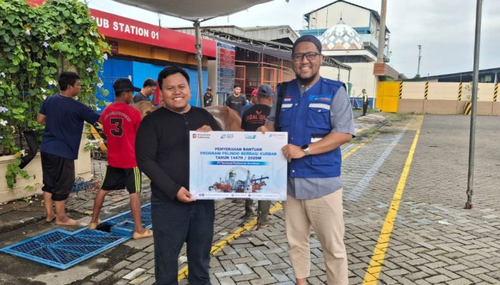 TPS dan LMI Tebar 2.000 Paket Daging Kurban untuk Masyarakat dan Mitra Kerja