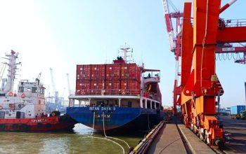 Berkat EAZI, Kunjungan Kapal di TPK Nilam Naik 21 Persen dan Arus Petikemas Tembus 49.685 TEUs