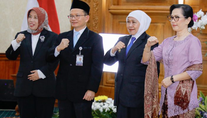 Gubernur Khofifah Tekankan Tata Kelola Bersih dan Akuntabel Saat Kukuhkan Kepala Perwakilan BPKP Jatim