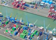Terminal Teluk Lamong Kian Strategis, Throughput 1,2 Juta TEUs Perkuat Jawa Timur sebagai Hub Logistik Dunia