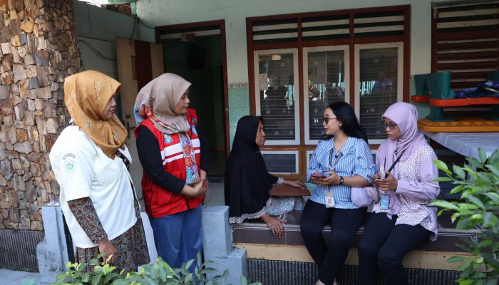Surabaya Catat Pendataan Perlinsos Digital 99,94 Persen, Akurasi Penyaluran Bansos Kian Tepat Sasaran