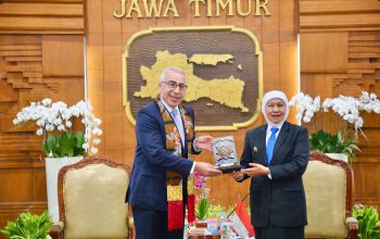 Gubernur Khofifah Terima Kunjungan Dubes Maroko, Jajaki Kerja Sama Strategis dan Sister Province dengan Jawa Timur