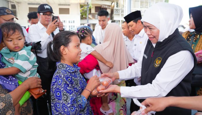 Gubernur Khofifah Gencarkan Pasar Murah di Pasuruan dan Porong, Harga Bahan Pokok Lebih Terjangkau