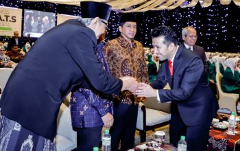 Di Hadapan Mahasiswa Baru UNUSA, Wagub Emil Ungkap Tiga Bekal Penting Menuju Indonesia Emas 2045