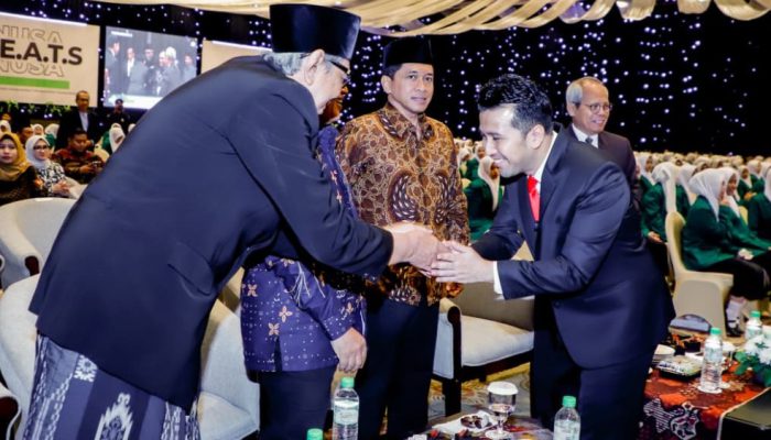 Di Hadapan Mahasiswa Baru UNUSA, Wagub Emil Ungkap Tiga Bekal Penting Menuju Indonesia Emas 2045