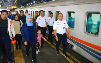 Hari Kereta Api Nasional ke-81, Khofifah Dorong Layanan Makin Prima dan Keselamatan Perlintasan